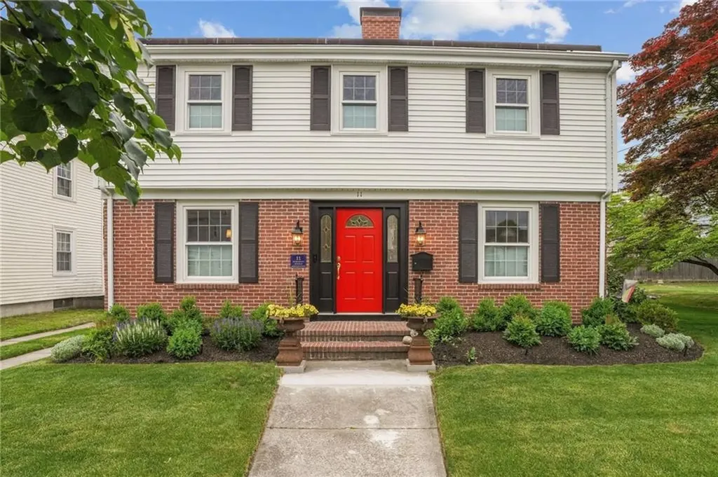 11 Elmcroft Avenue Providence RI 02909