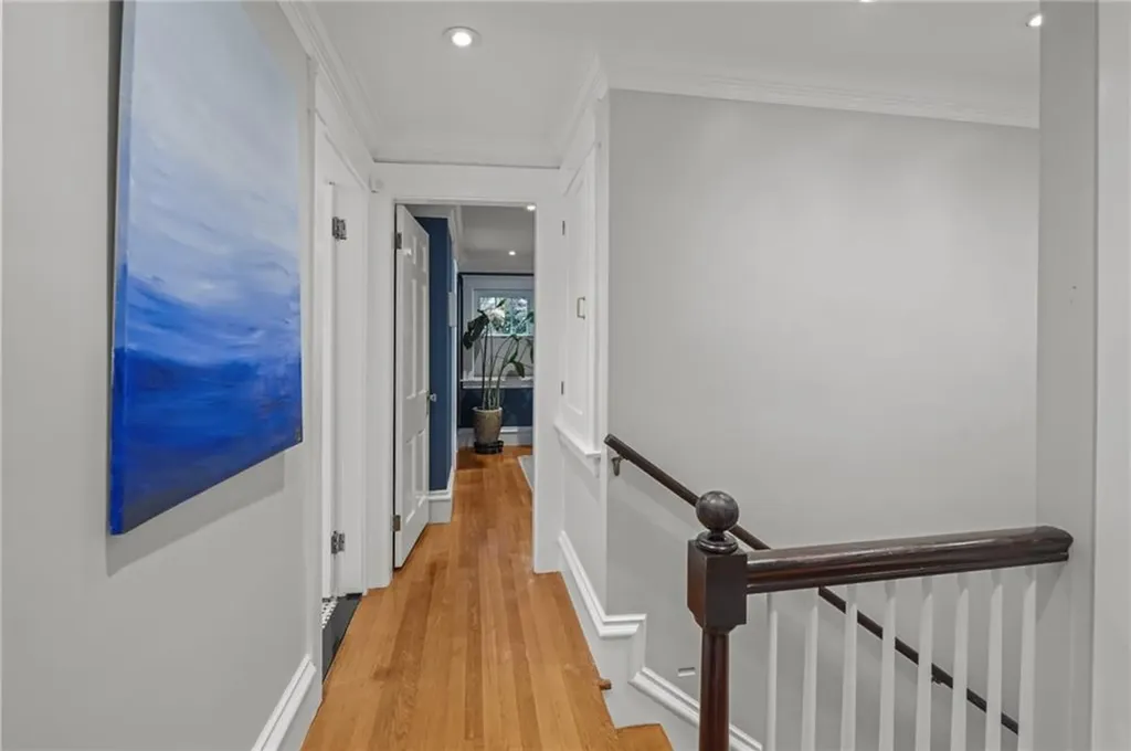 11 Elmcroft Avenue Providence RI 02908