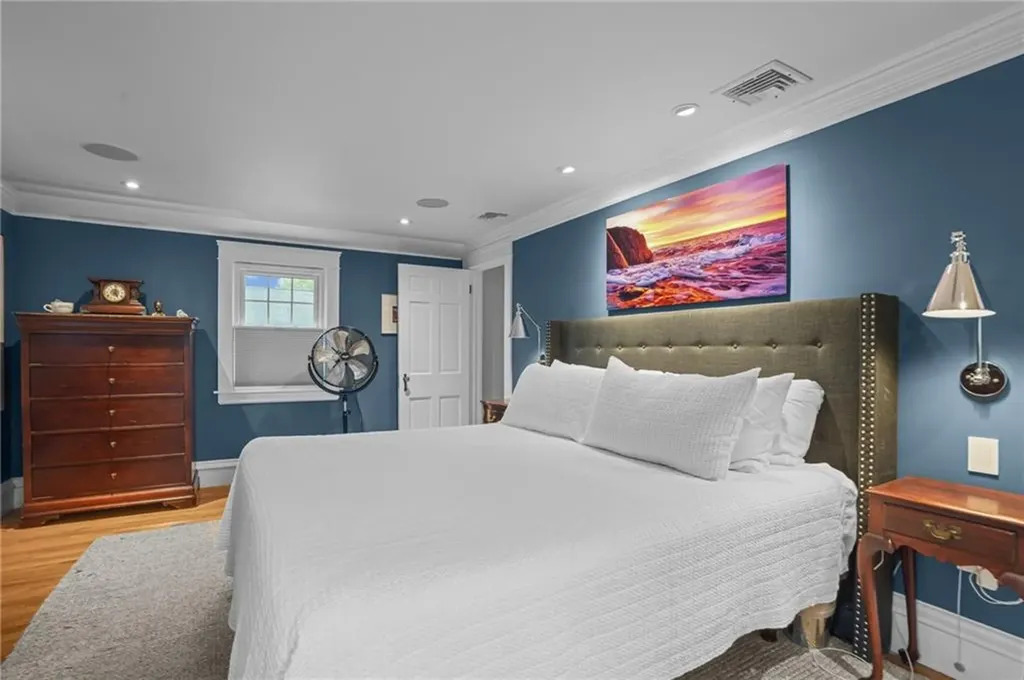 11 Elmcroft Avenue Providence RI 02908
