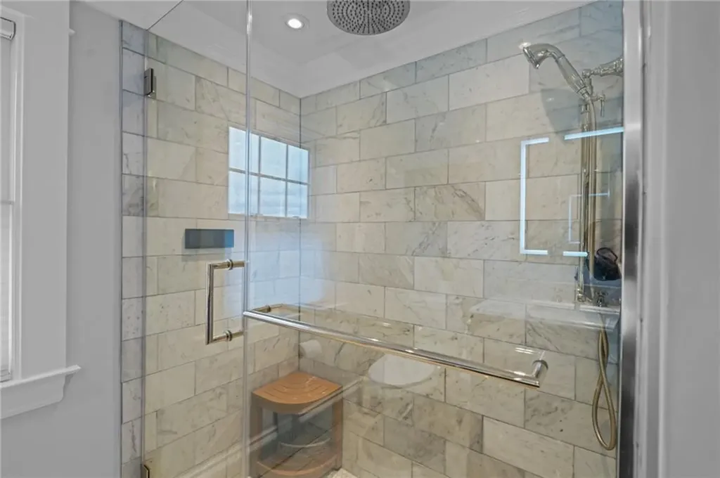 11 Elmcroft Avenue Providence RI 02908