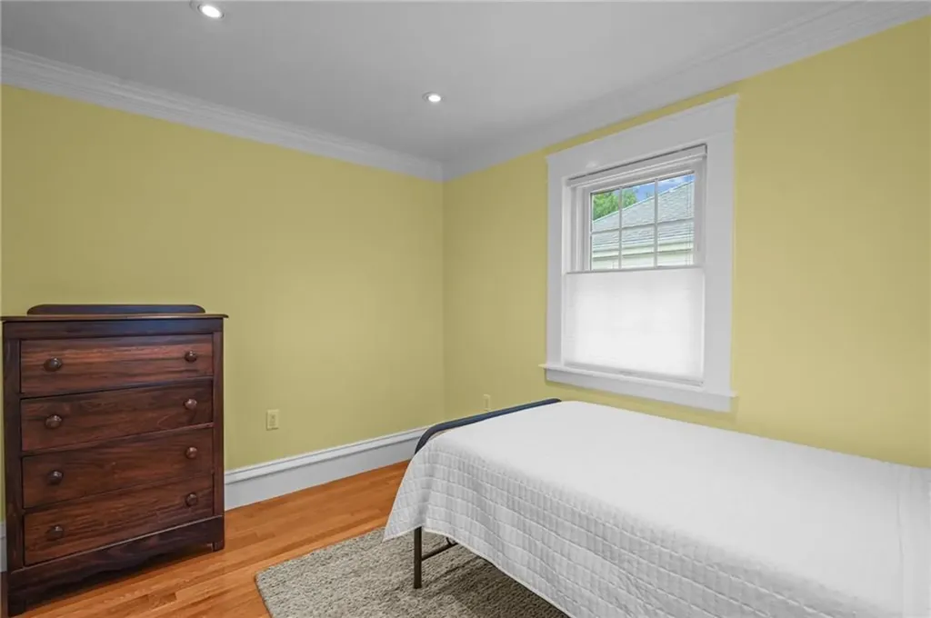 11 Elmcroft Avenue Providence RI 02908