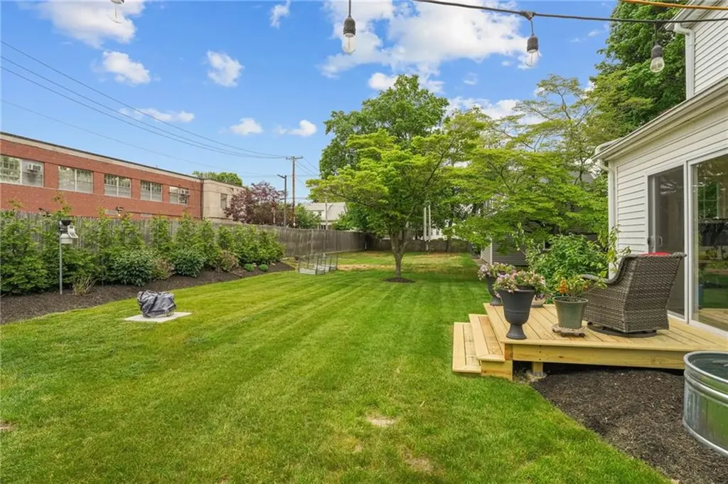 11 Elmcroft Avenue Providence RI 02908