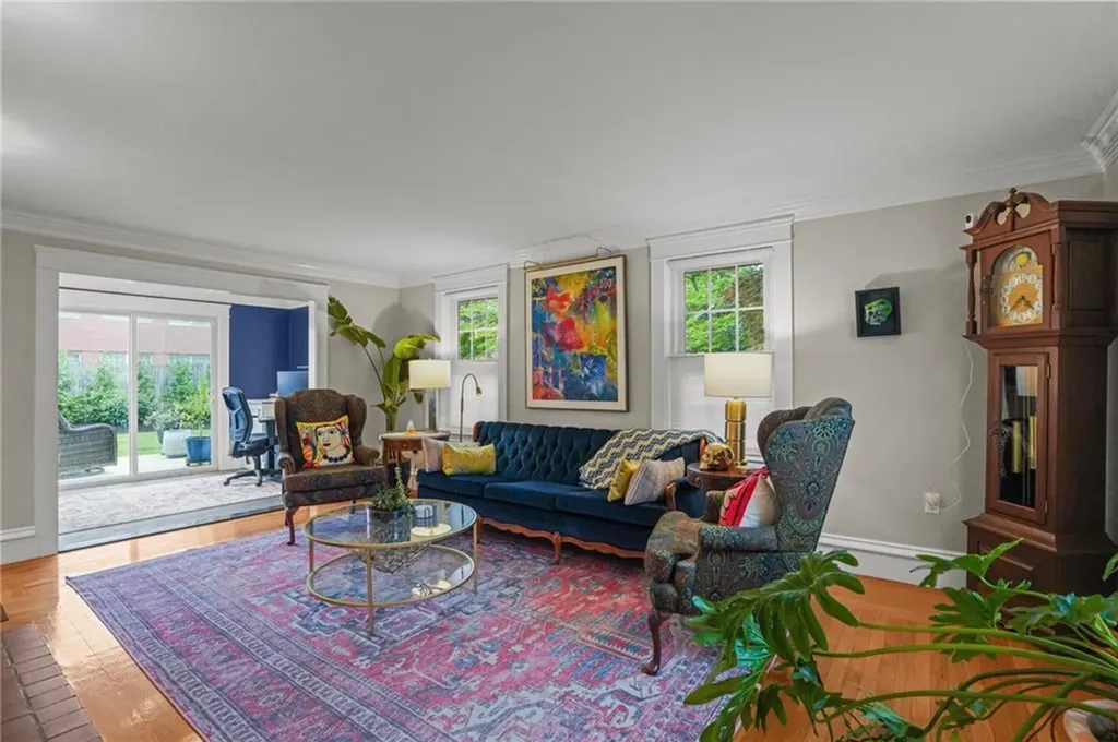 11 Elmcroft Avenue Providence RI 02908