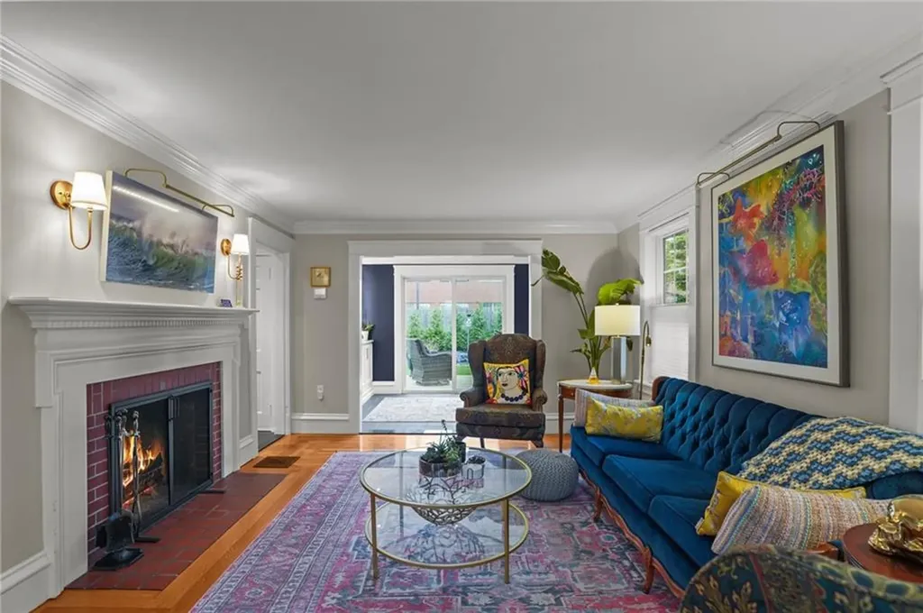 11 Elmcroft Avenue Providence RI 02908