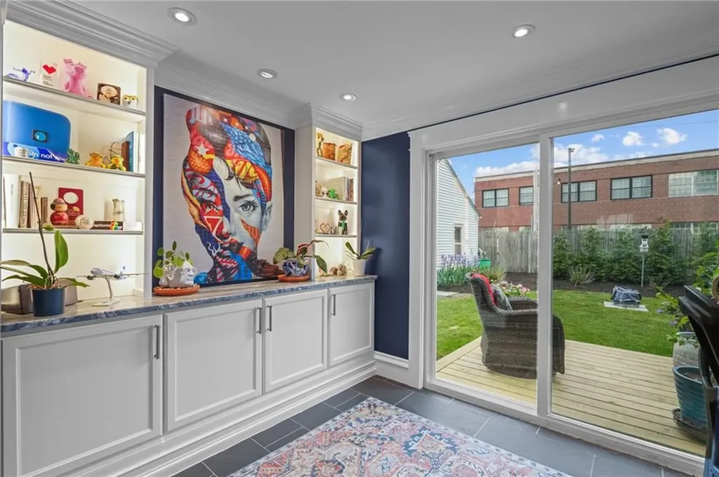 11 Elmcroft Avenue Providence RI 02908