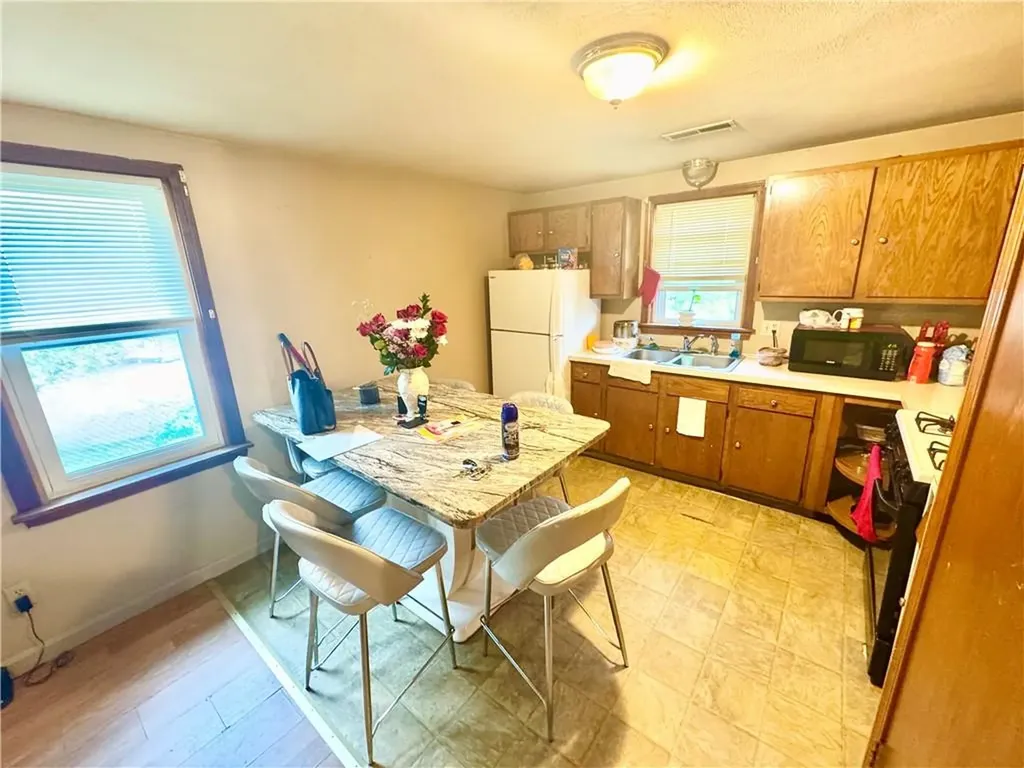 43 Manchester Street West Warwick RI 02893