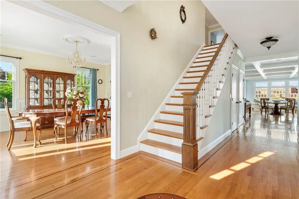 22 Tyler Point Road Barrington RI 02806