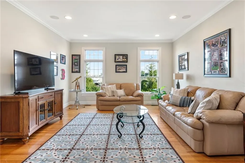 22 Tyler Point Road Barrington RI 02806