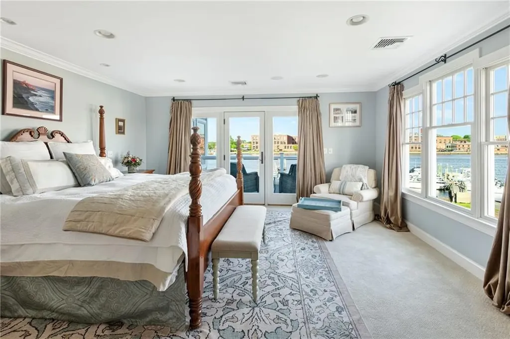 22 Tyler Point Road Barrington RI 02806