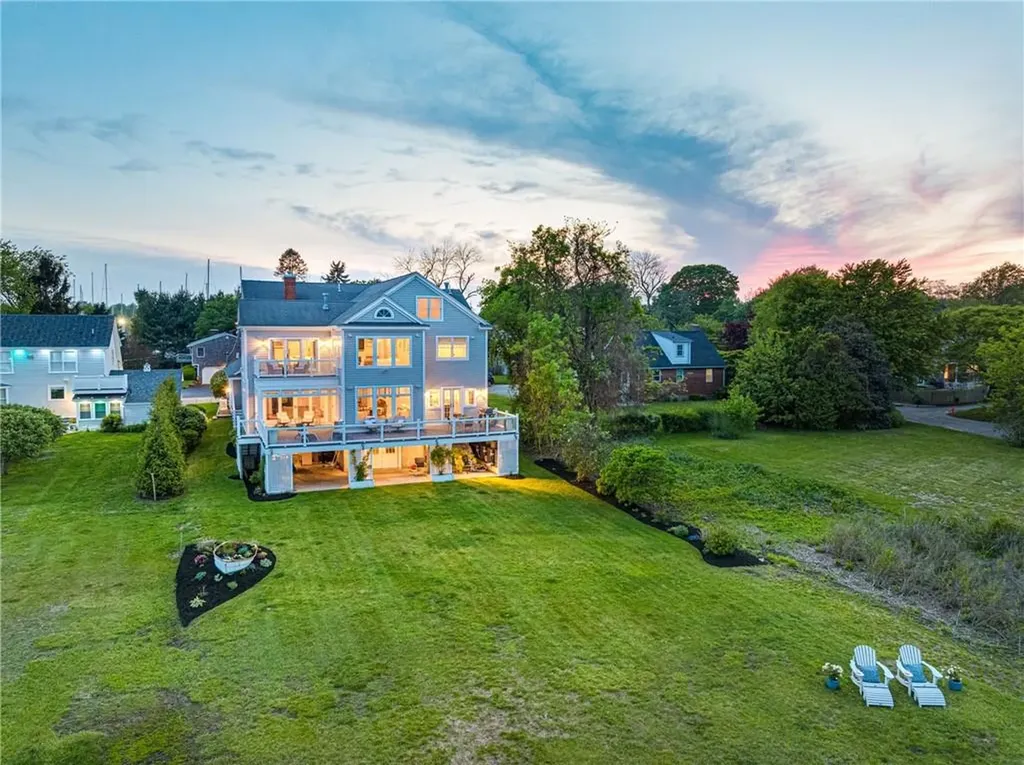 22 Tyler Point Road Barrington RI 02806