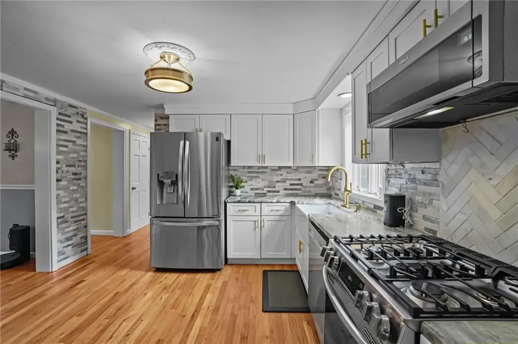 96 Hemlock Farm Trail Burrillville RI 02830