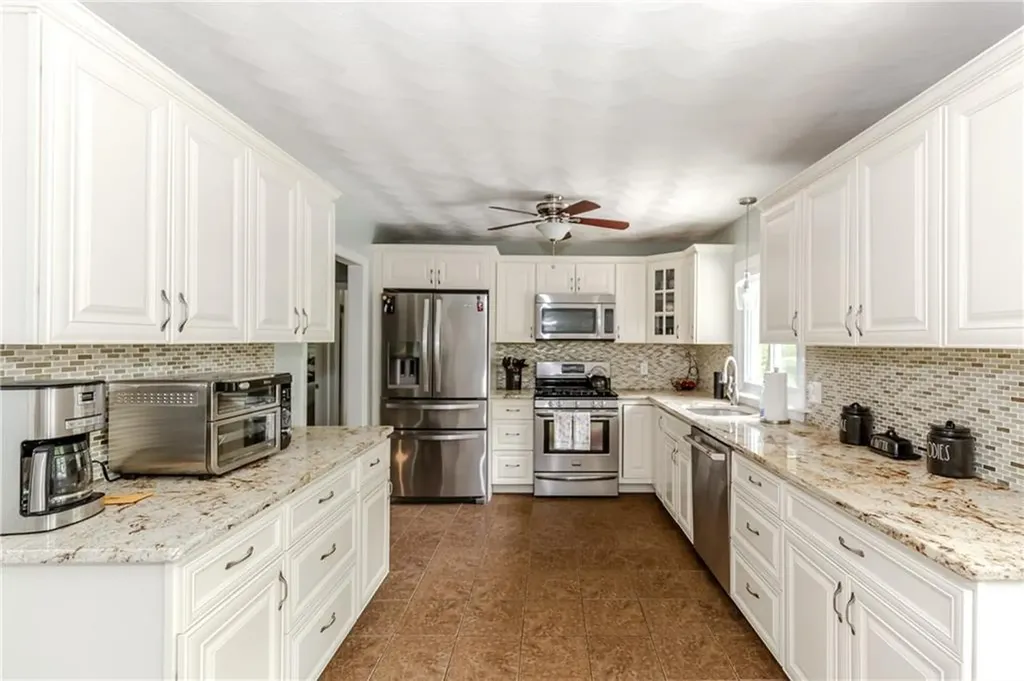 3 Blue Spruce Drive Coventry RI 02816