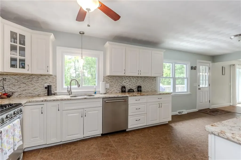3 Blue Spruce Drive Coventry RI 02816