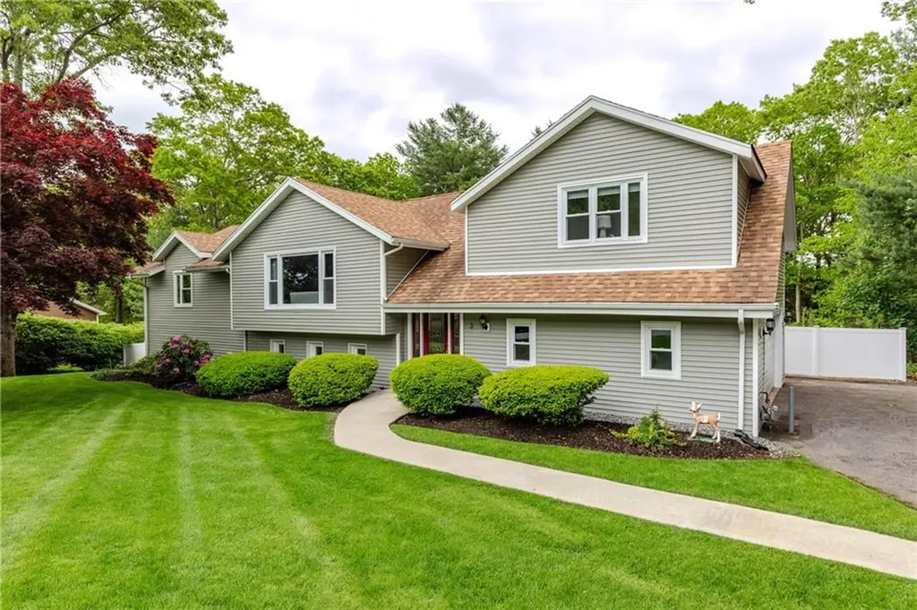 3 Blue Spruce Drive Coventry RI 02816