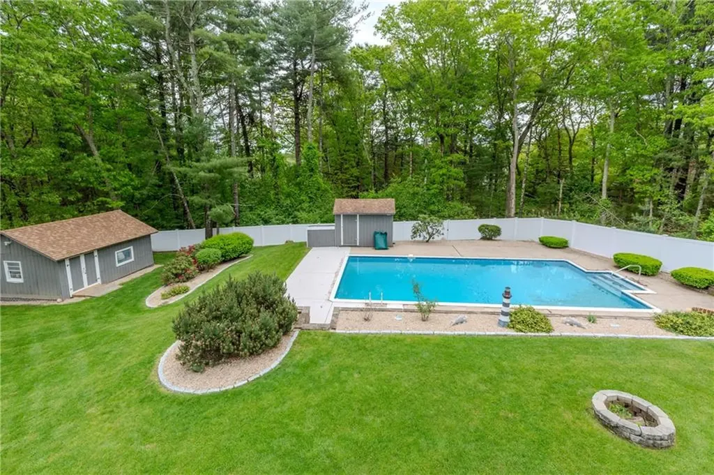 3 Blue Spruce Drive Coventry RI 02816