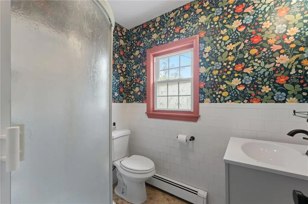 821 Greenville Avenue Johnston RI 02919