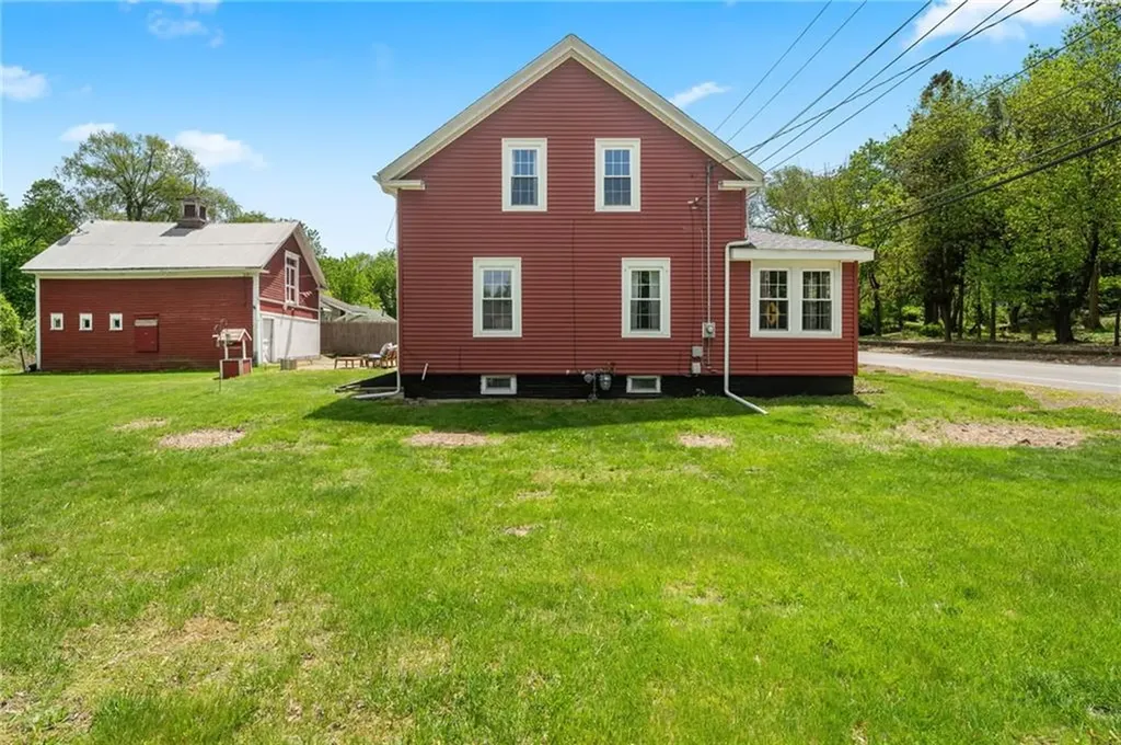 821 Greenville Avenue Johnston RI 02919