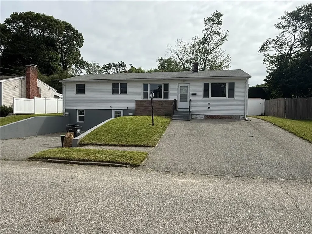 158 Woodland Avenue Cranston RI 02920