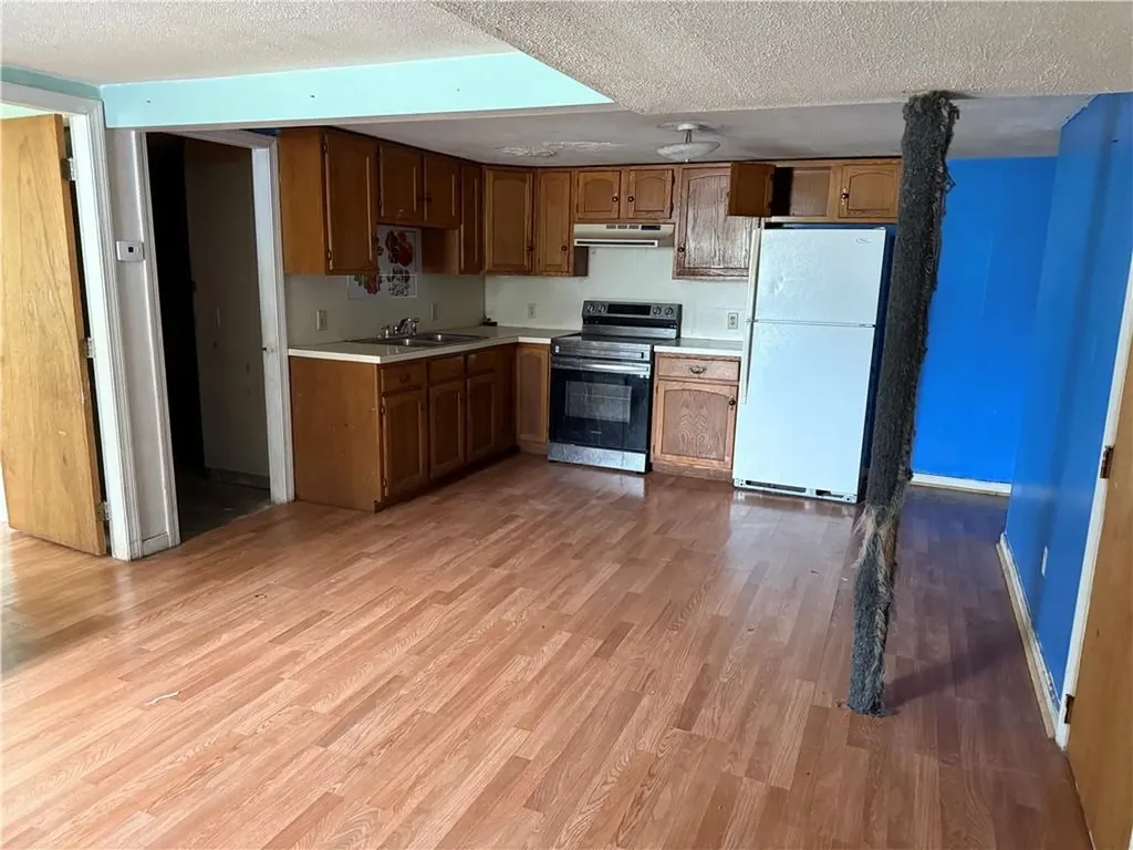 158 Woodland Avenue Cranston RI 02920
