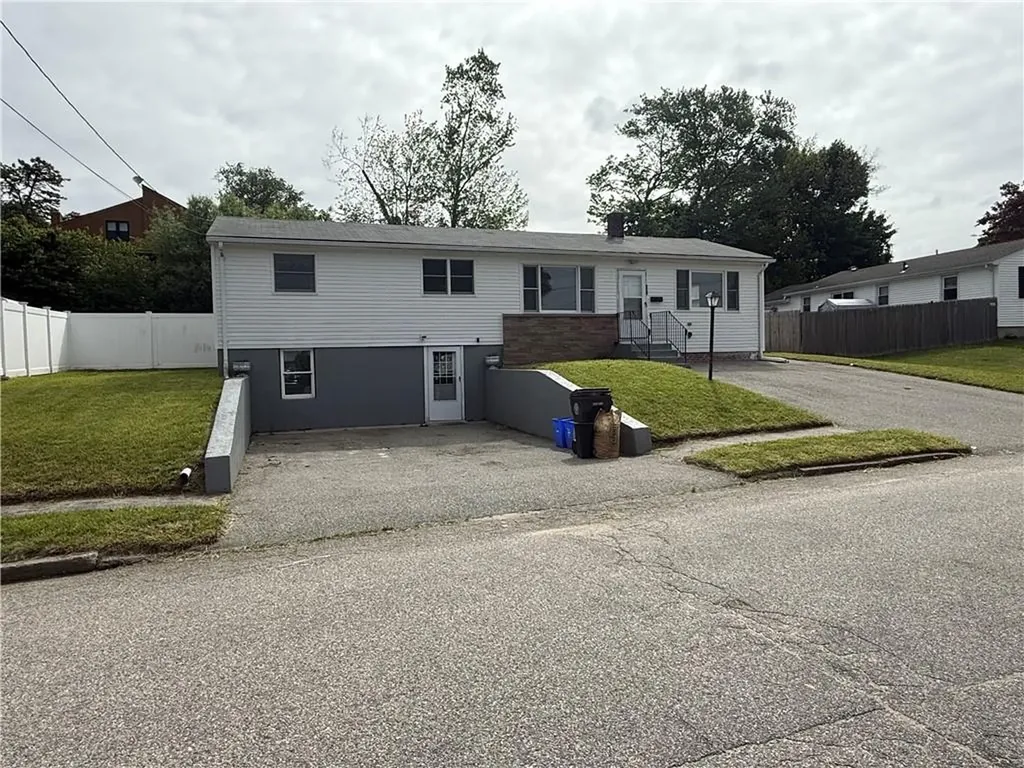 158 Woodland Avenue Cranston RI 02920