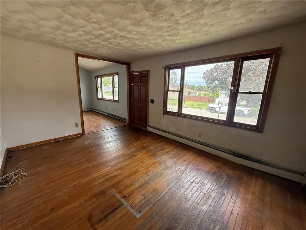 158 Woodland Avenue Cranston RI 02920