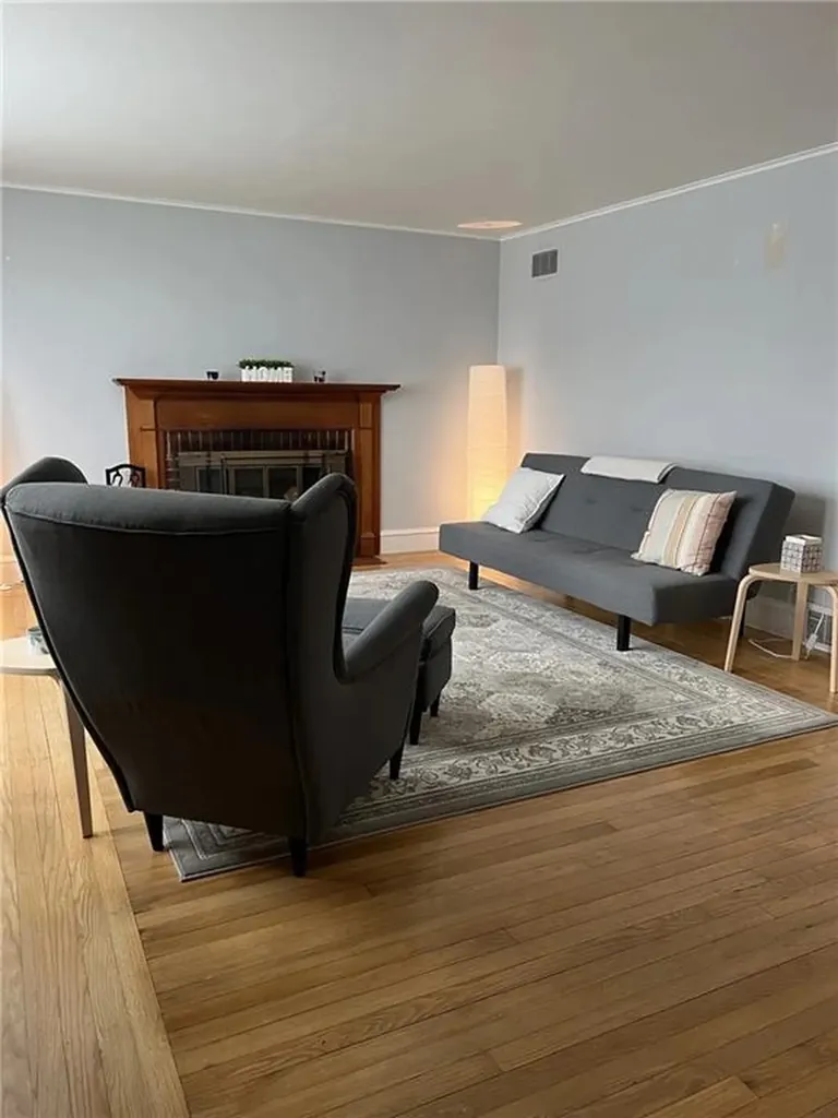 55 Douglas Avenue Portsmouth RI 02871
