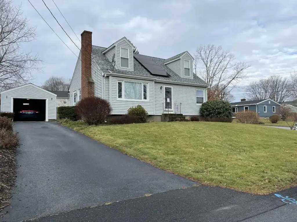 55 Douglas Avenue Portsmouth RI 02871