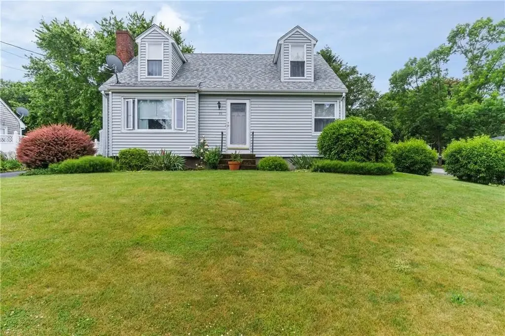 55 Douglas Avenue Portsmouth RI 02871