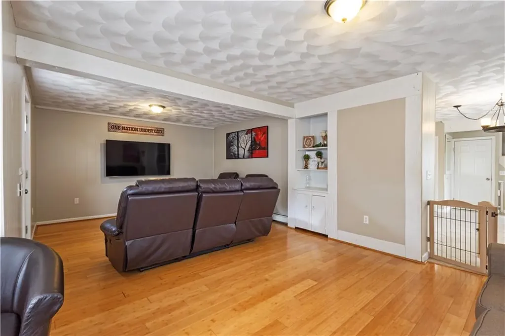 116 Pond Street Pawtucket RI 02860