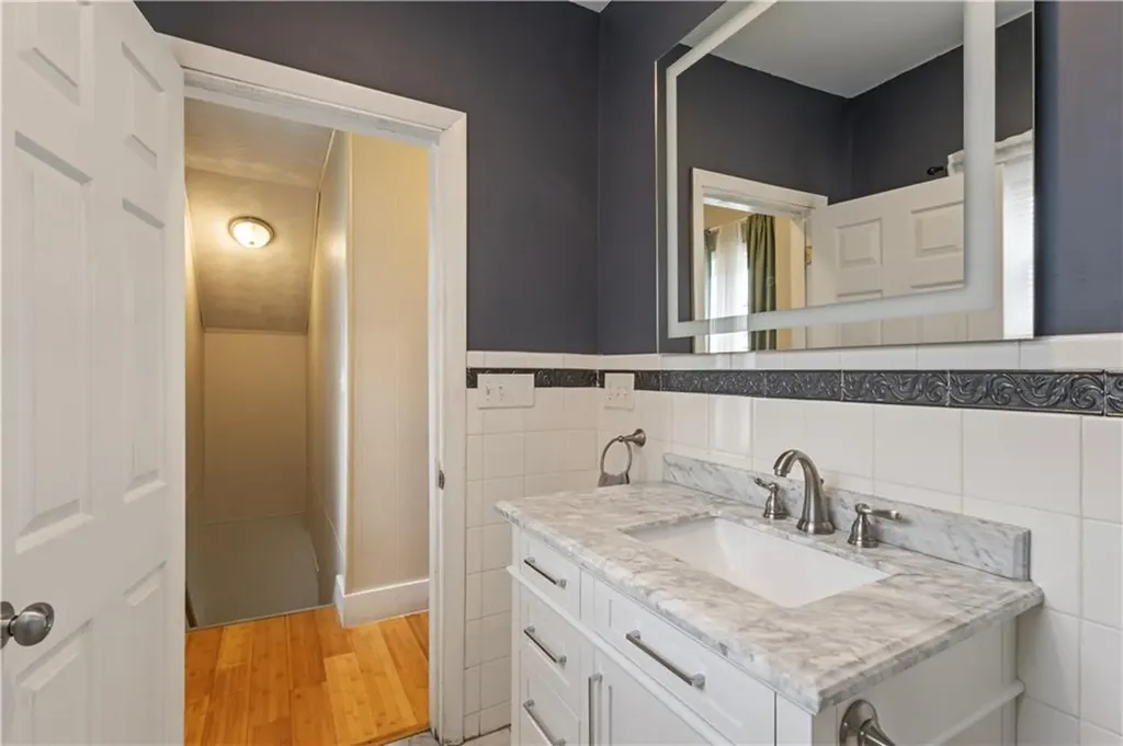 116 Pond Street Pawtucket RI 02860