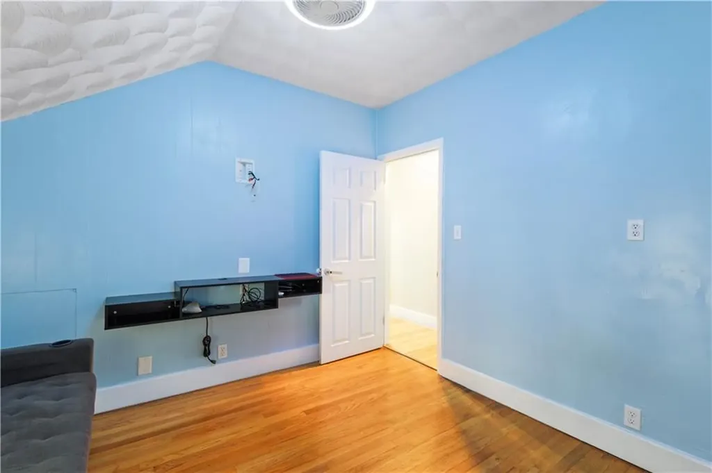 116 Pond Street Pawtucket RI 02860