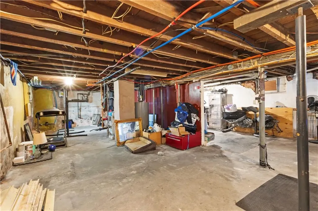 116 Pond Street Pawtucket RI 02860