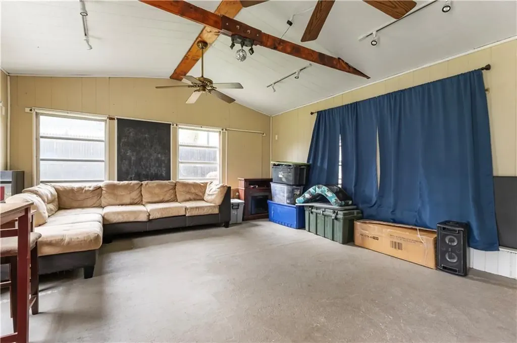 116 Pond Street Pawtucket RI 02860