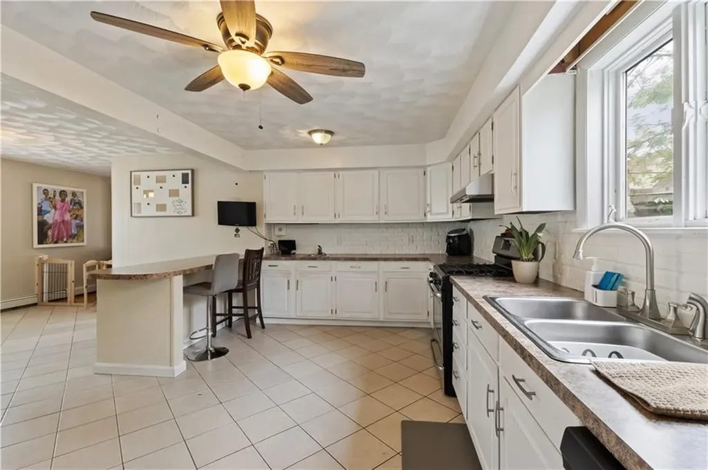 116 Pond Street Pawtucket RI 02860