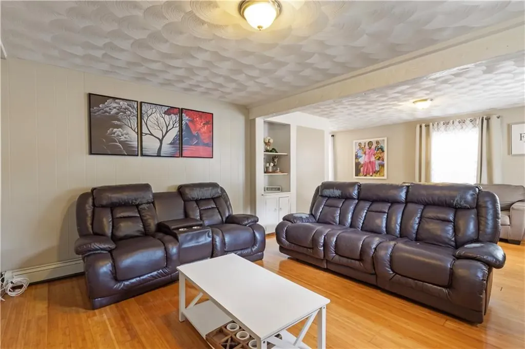 116 Pond Street Pawtucket RI 02860