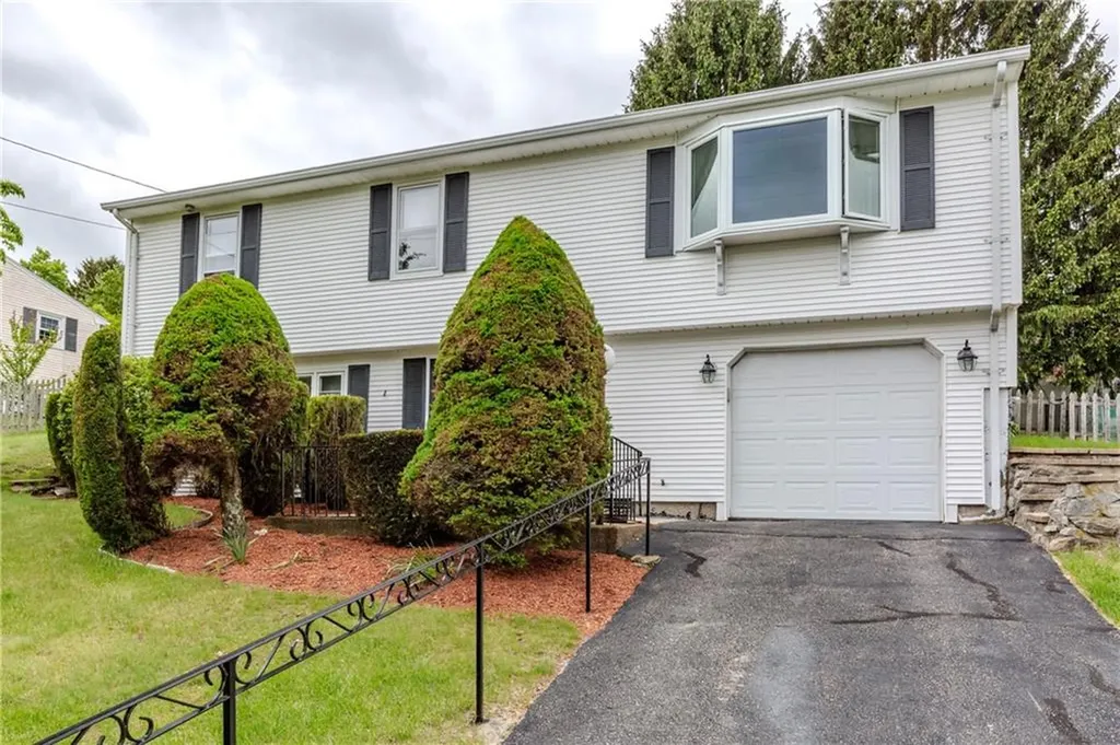 56 Mulberry Circle Johnston RI 02919