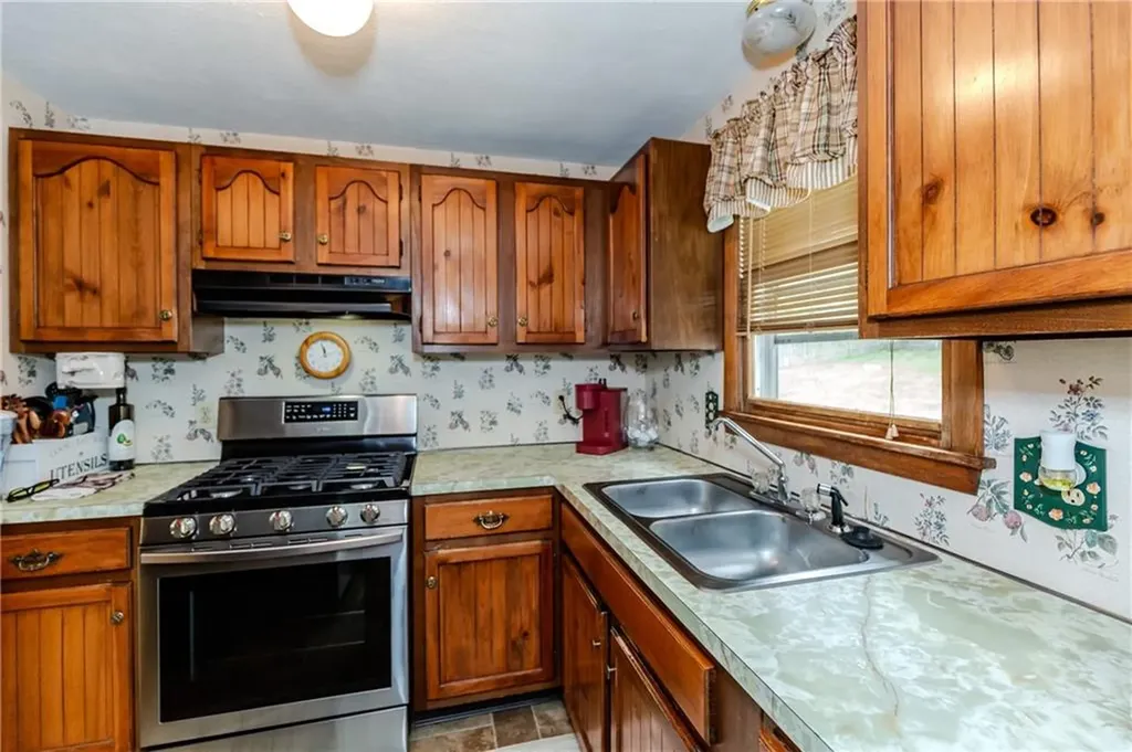 56 Mulberry Circle Johnston RI 02919