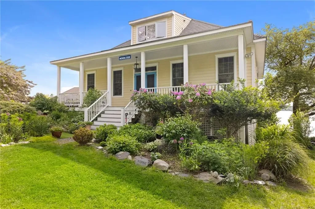 068 John Oldham Road Portsmouth RI 02872