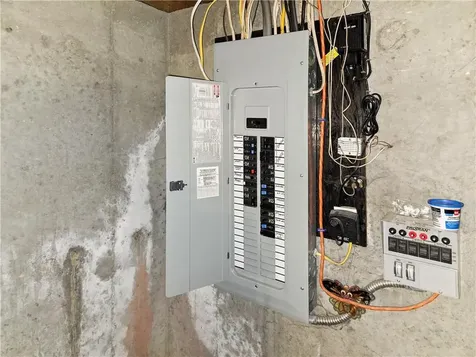 294 Railroad Avenue North Kingstown RI 02874