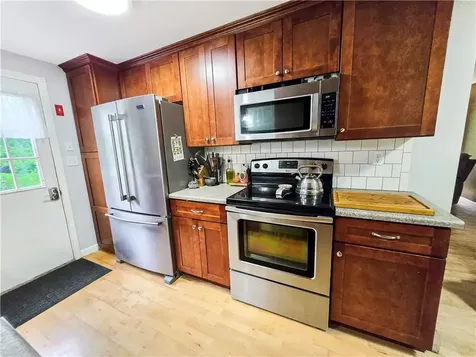 294 Railroad Avenue North Kingstown RI 02874