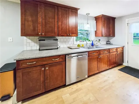 294 Railroad Avenue North Kingstown RI 02874