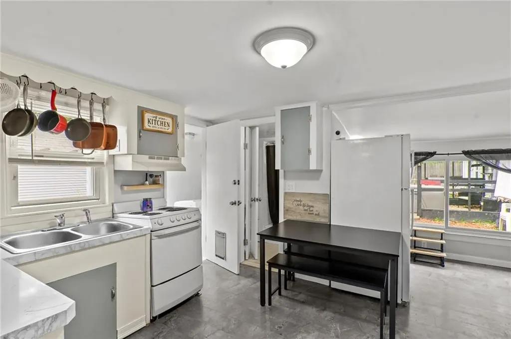 46 Riverside Avenue Johnston RI 02919