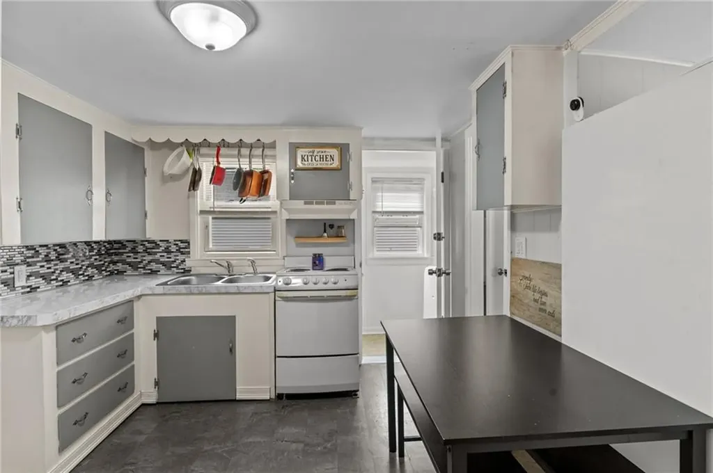 46 Riverside Avenue Johnston RI 02919