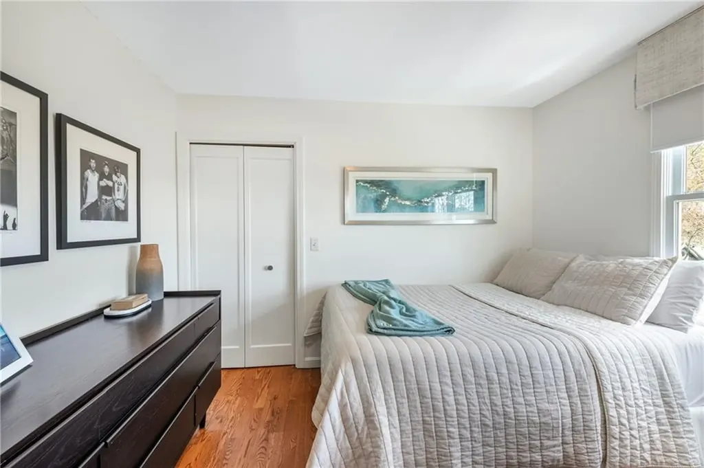 7 Maloney Lane Middletown RI 02842
