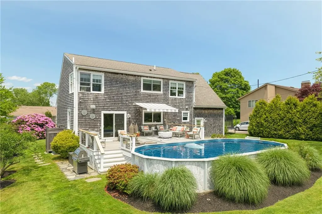 7 Maloney Lane Middletown RI 02842
