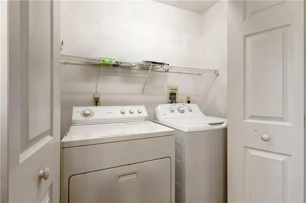 46 Bakewell Court Cranston RI 02921