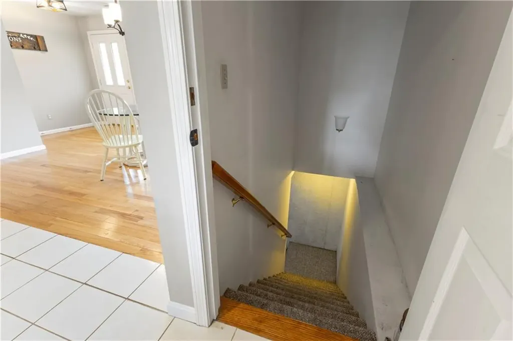 46 Bakewell Court Cranston RI 02921