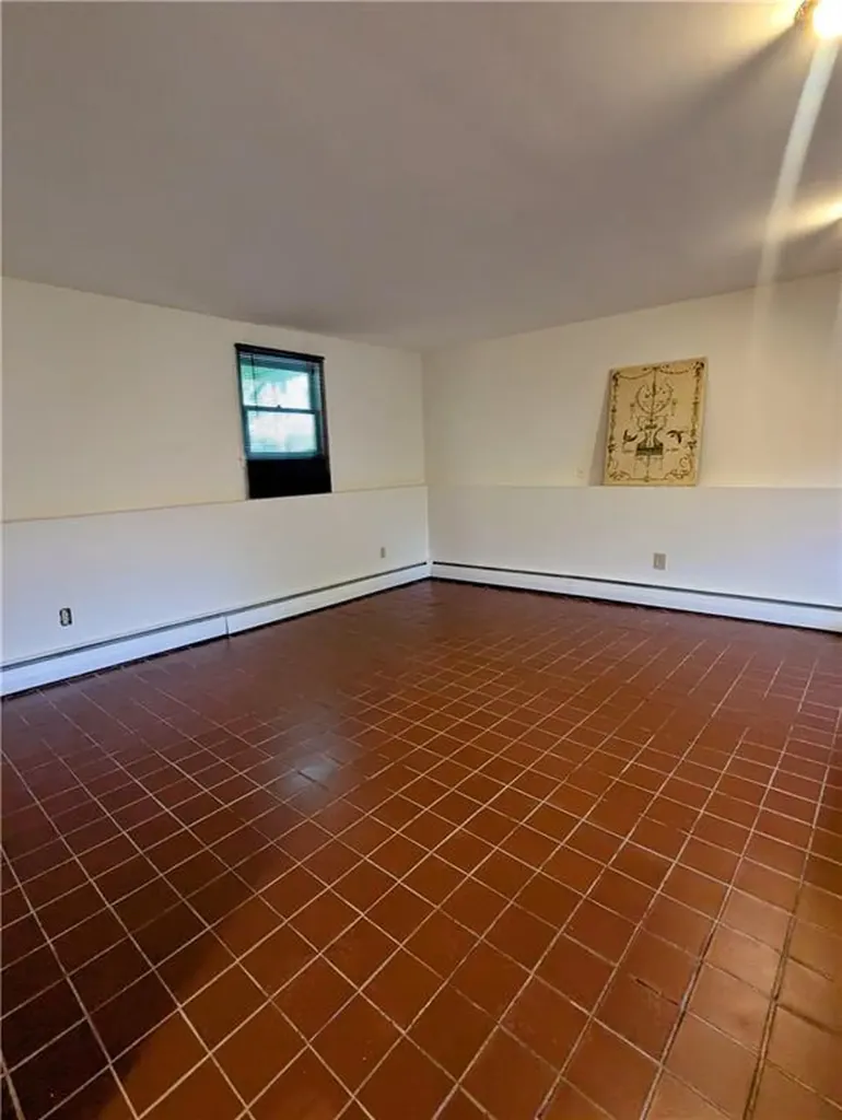 89 Heritage Drive Portsmouth RI 02871