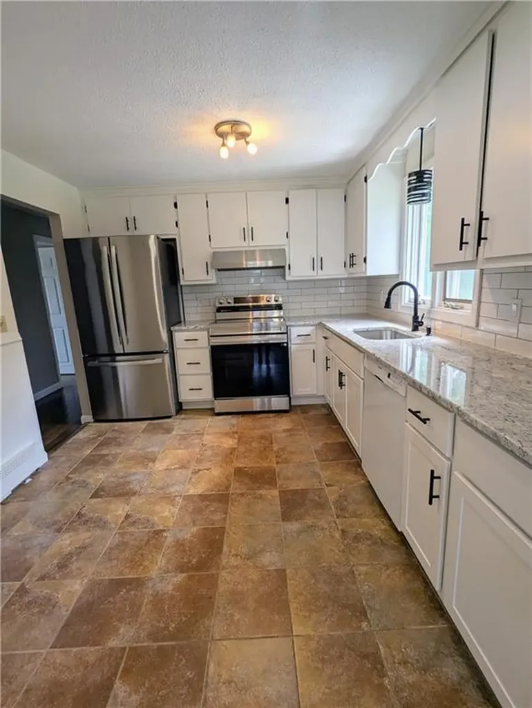 89 Heritage Drive Portsmouth RI 02871
