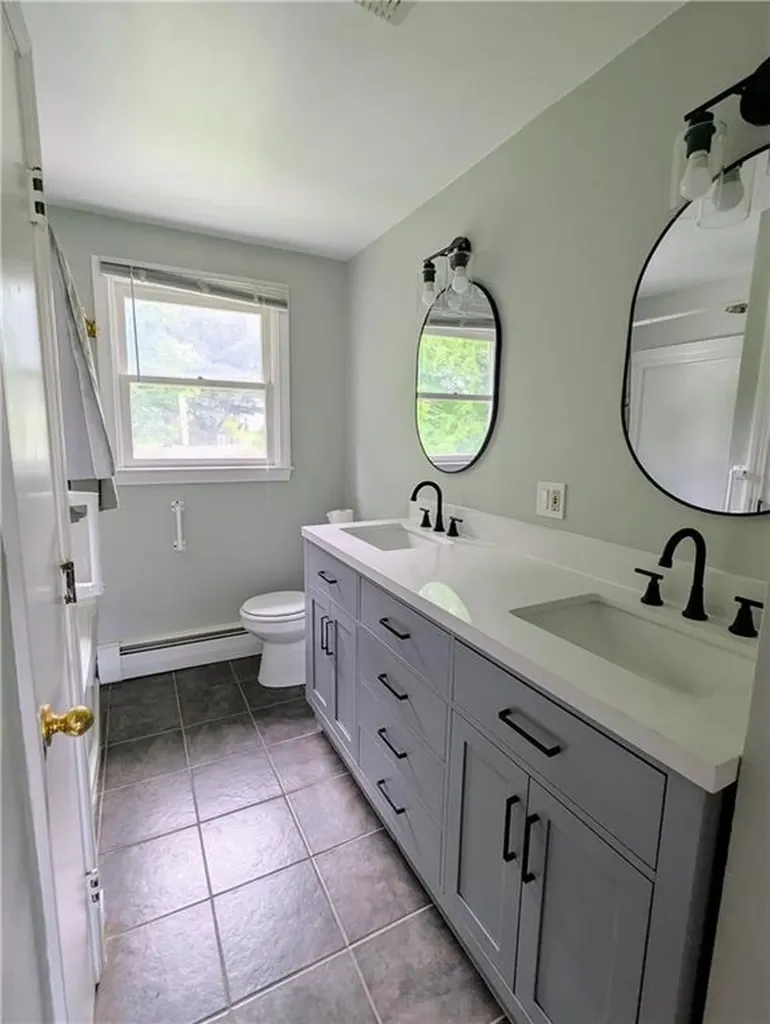 89 Heritage Drive Portsmouth RI 02871